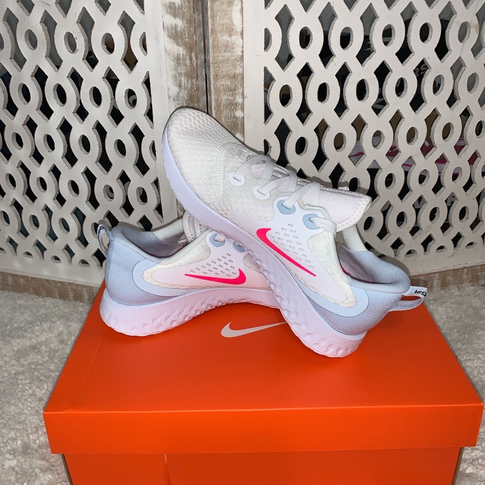 Nike legend react - Picture 2 of 3